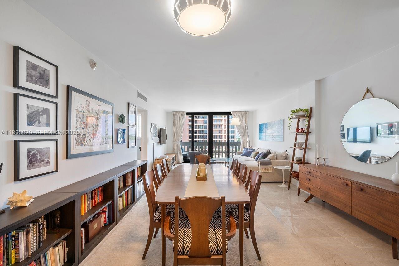 90 Edgewater Drive 820 — photo 8