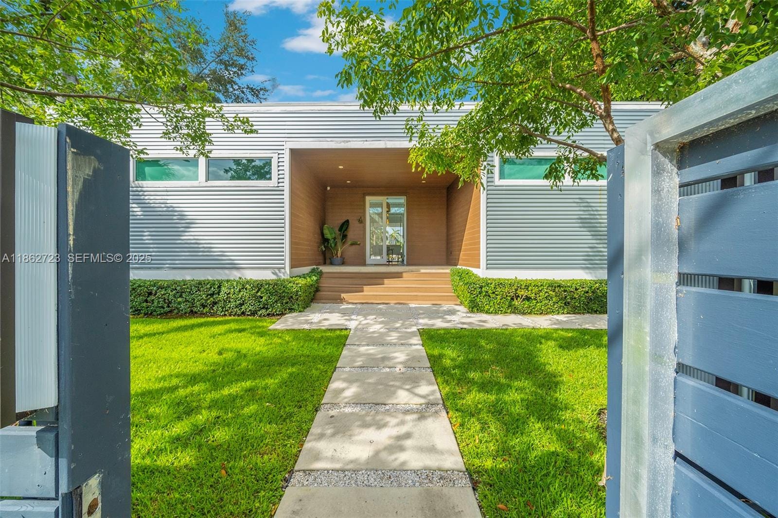 1000 NE Little River Drive — photo 11