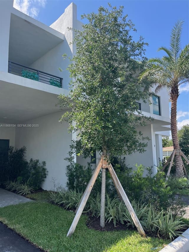 2526 Pierce Street 12, Hollytown, Hollywood, FL