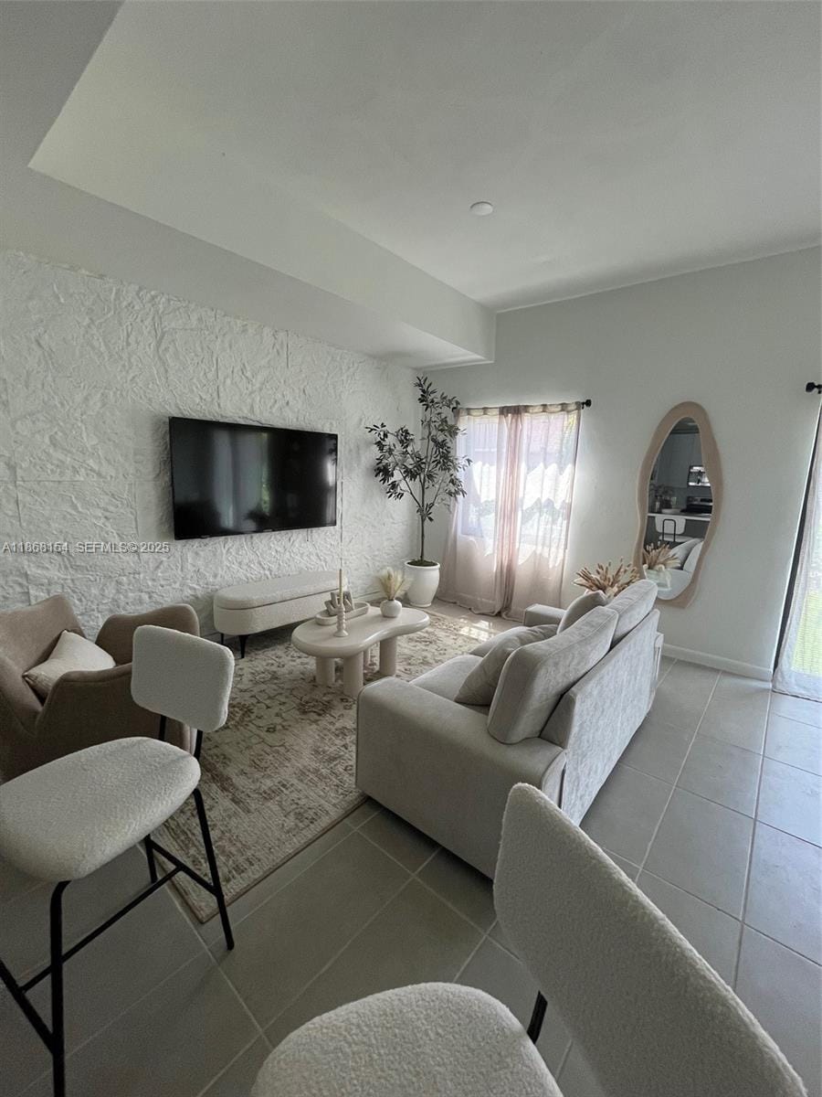 2526 Pierce Street 12 — photo 4