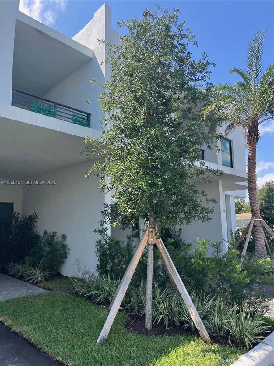 2526 Pierce Street 12, Hollywood, FL 33020, Hollywood