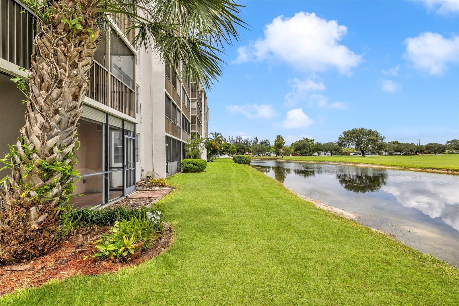 3100 W Rolling Hills Circle 109, Davie, FL 33328 photo 13