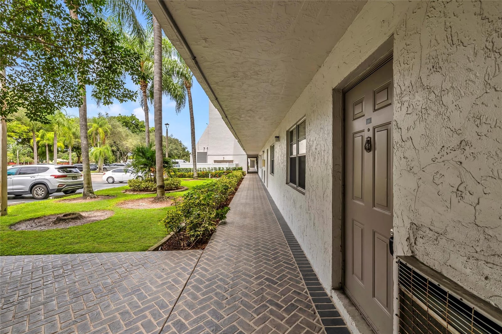 3100 W Rolling Hills Circle 109, Davie, FL 33328 photo 15