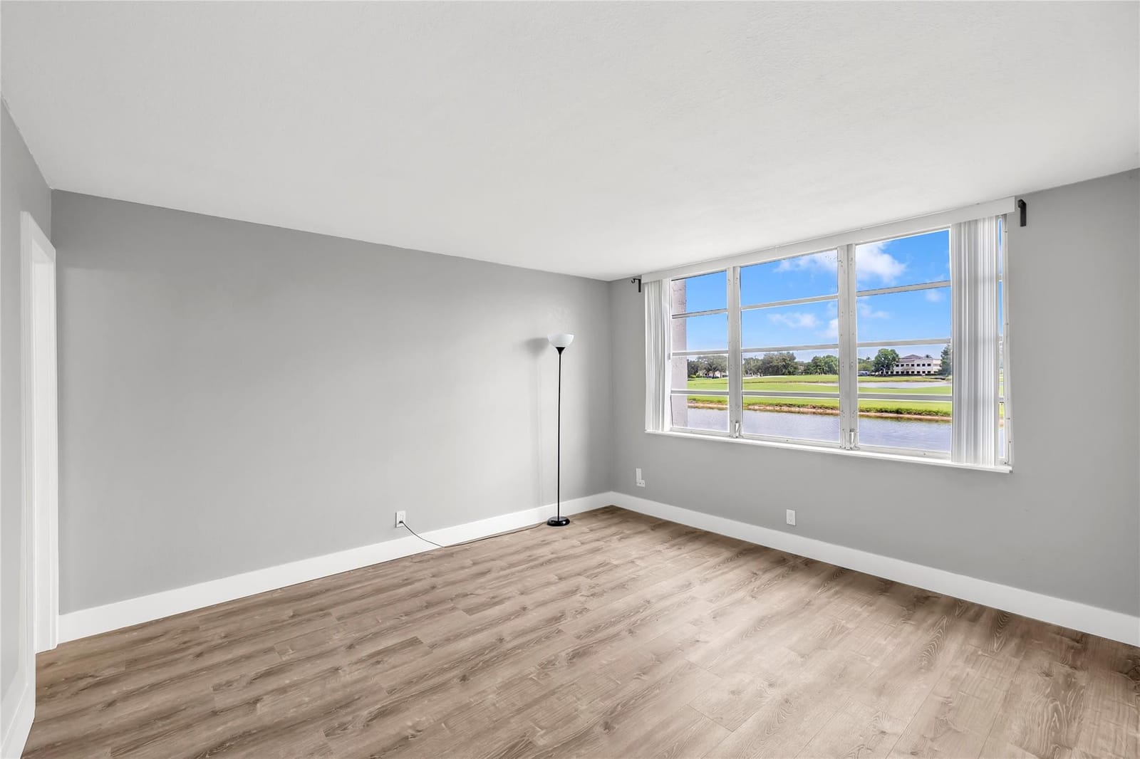 3100 W Rolling Hills Circle 109 — photo 7