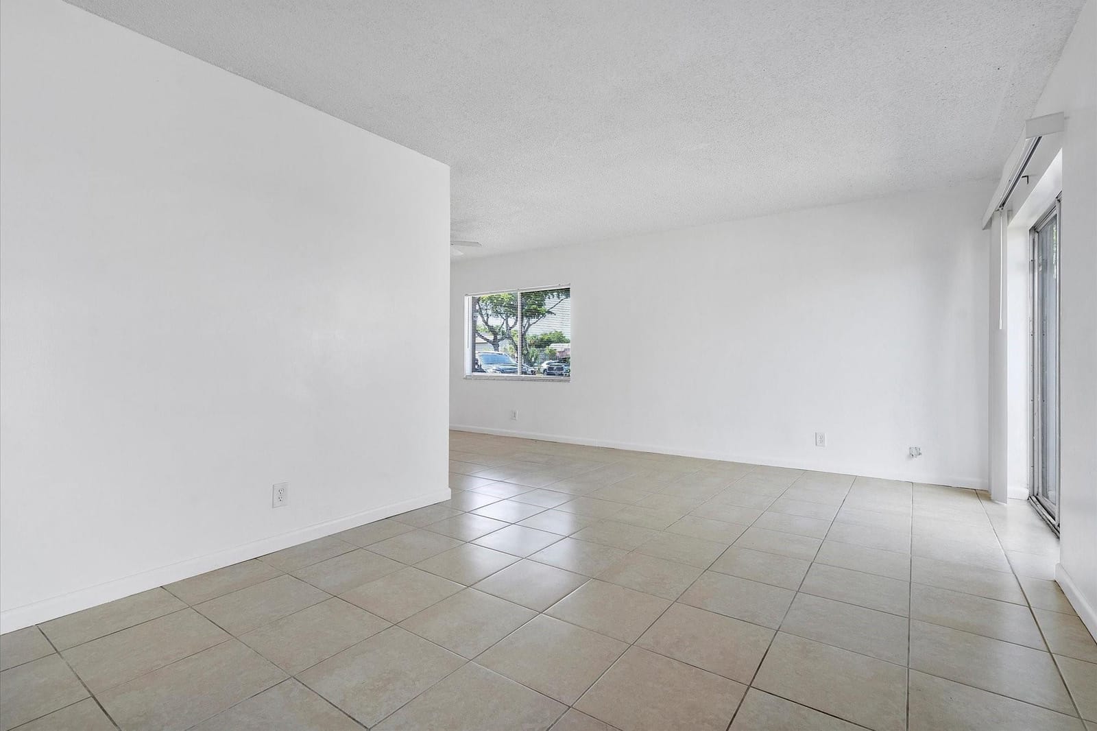 5836 NW 21 Street 41-C, Lauderhill, FL 33313 photo 4