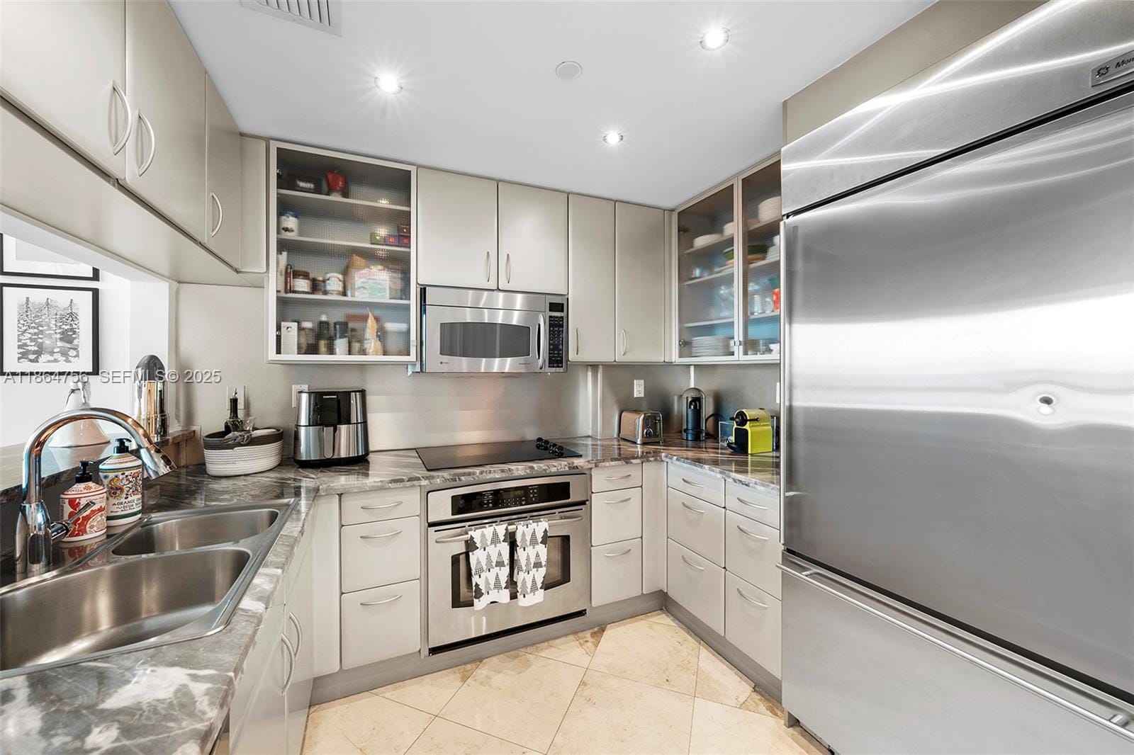 540 West Avenue 712, Miami Beach, FL 33139 photo 14
