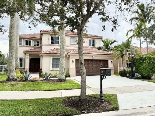 767 Tulip Circle, Weston, FL 33327