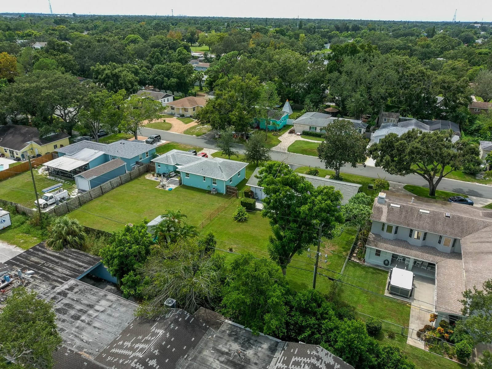 4100 N 16th Street, St. Petersburg, FL 33703 photo 17
