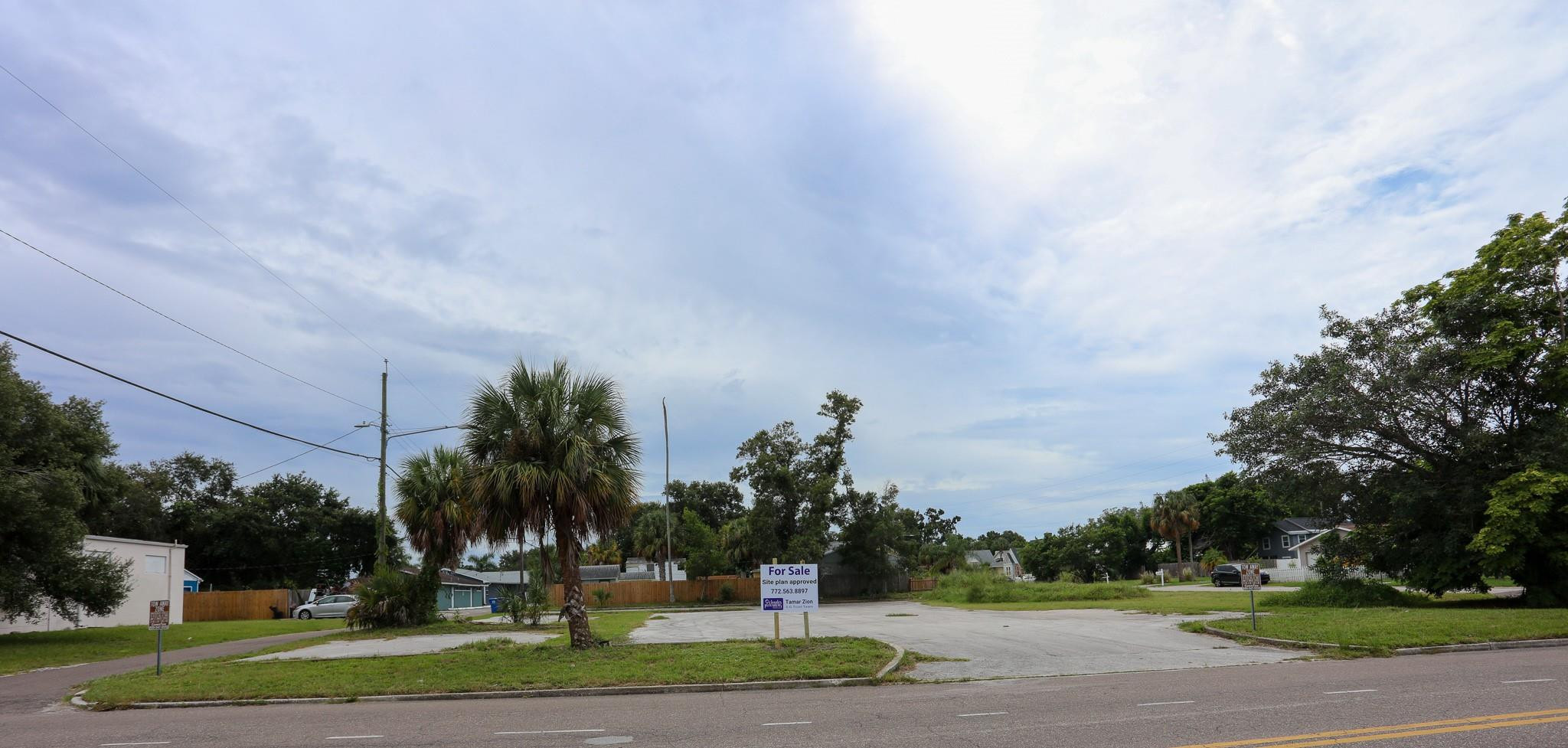 N 17th Street, St. Petersburg, FL 33713, St Petersburg