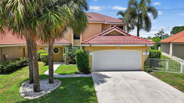 12271 Sand Wedge Drive, sold in Starlight Cove, Boynton Beach, FL