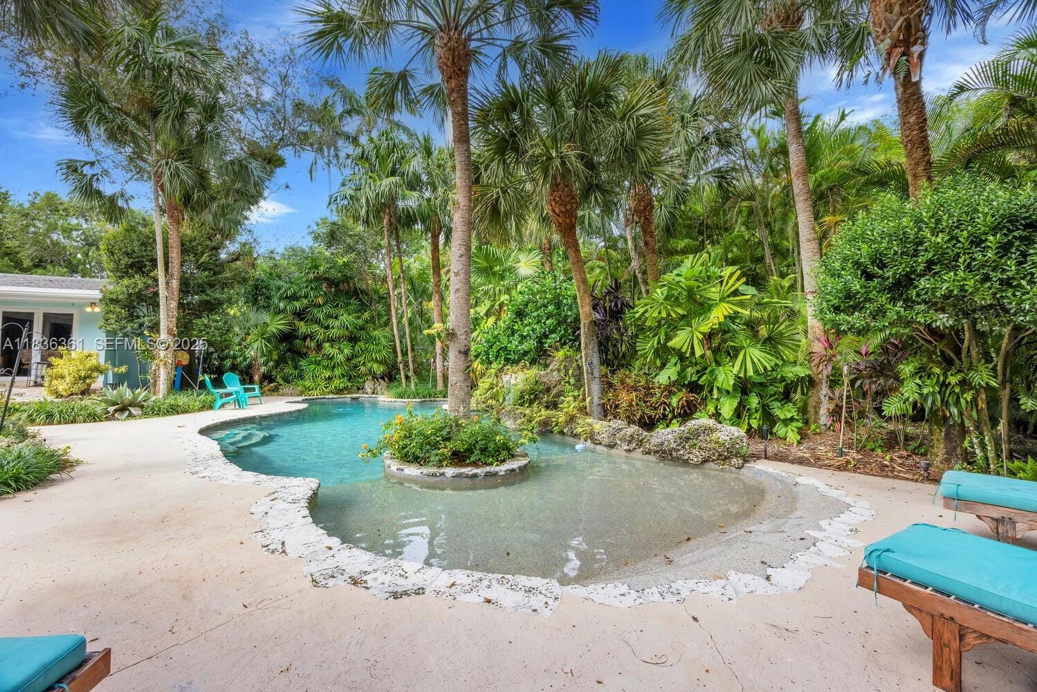 6065 SW 133rd Street, Pinecrest, FL 33156