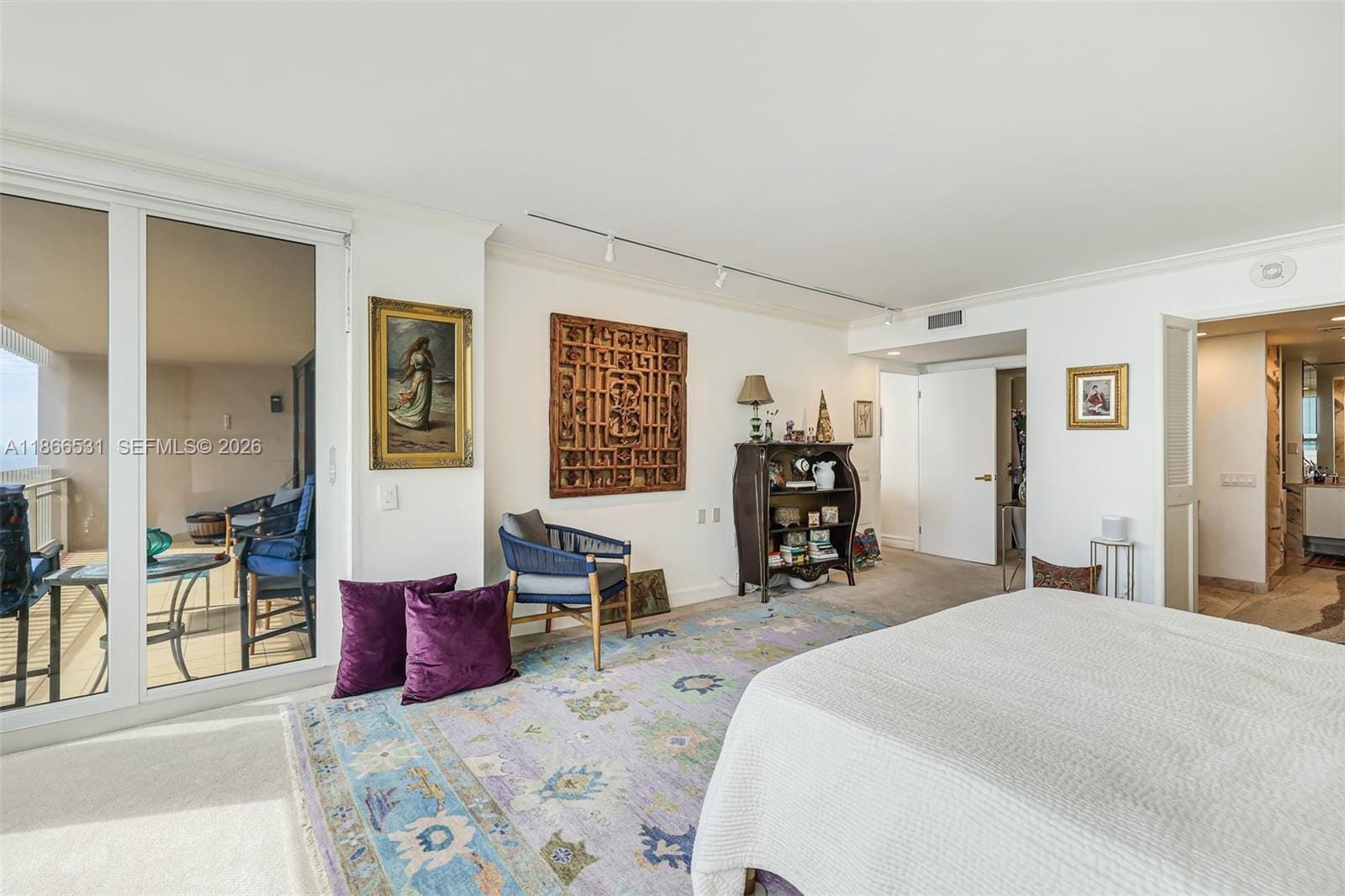 2 Grove Isle Drive B1603 — photo 8