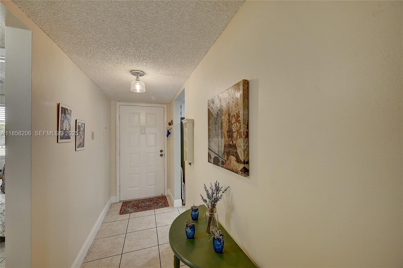 3186 Via Poinciana 203 — photo 2