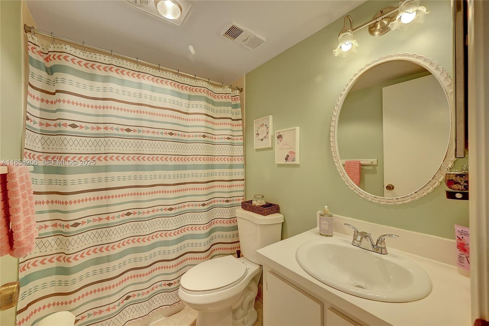 3186 Via Poinciana 203, Lake Worth, FL 33467 photo 18