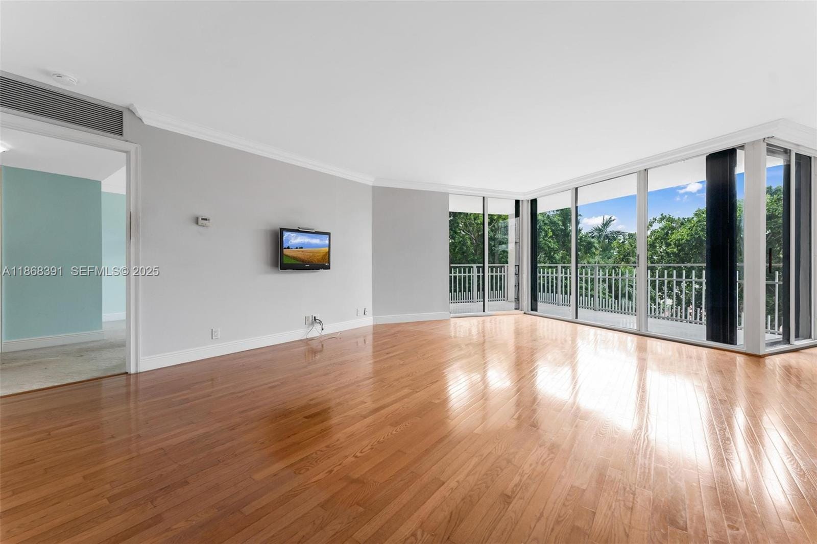 2000 Towerside Terrace 610, Miami, FL 33138 photo 5