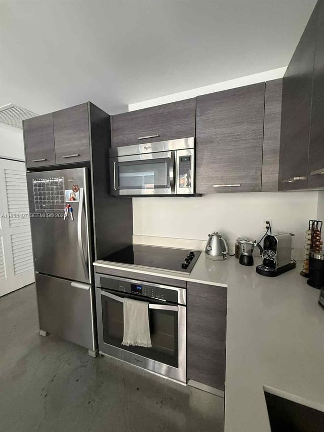 151 SE 1st Street 503, Miami, FL 33131
