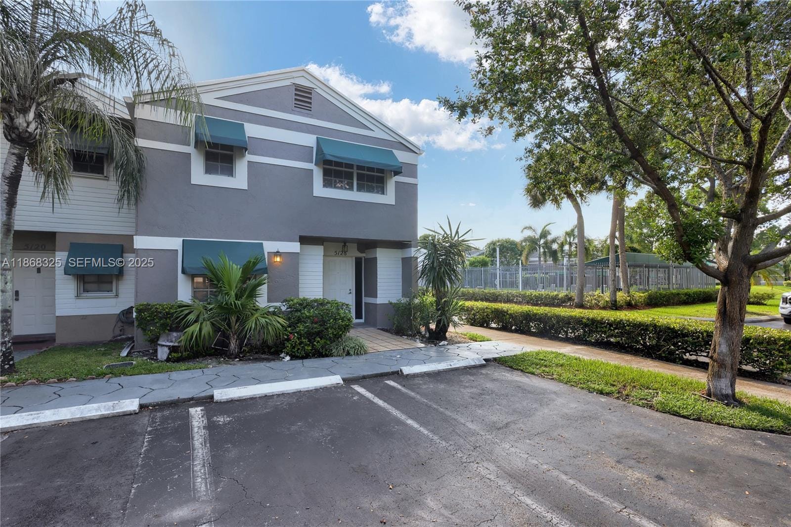 5128 SW 123rd Avenue, Cooper City, FL 33330 photo 18