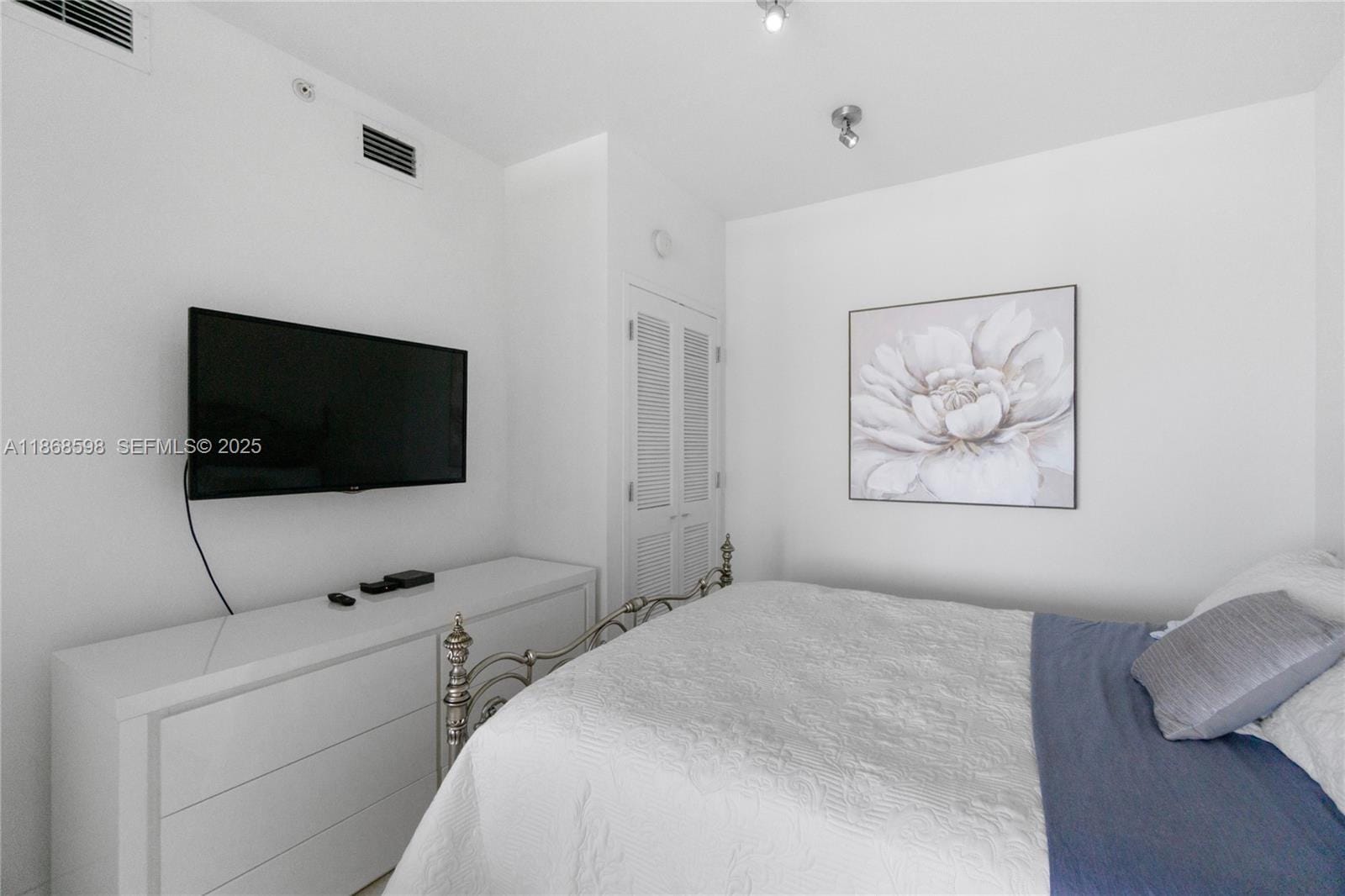 100 Lincoln Road PH14 — photo 8