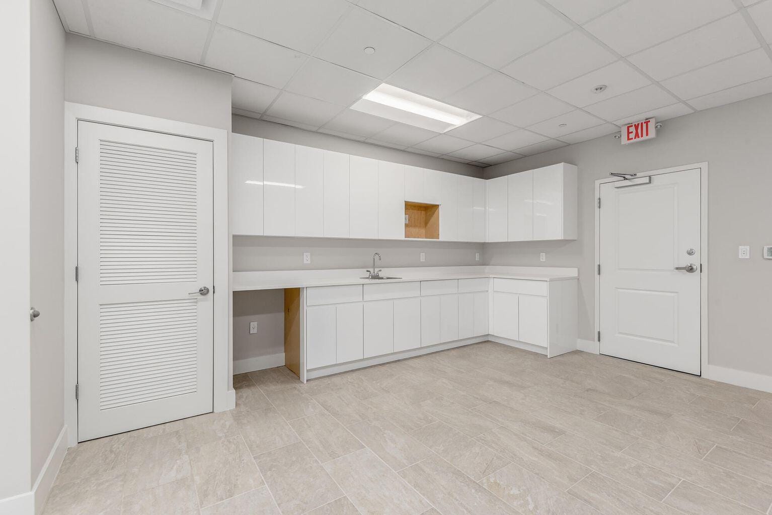 41 SW Seminole Street 210, Stuart, FL 34994 photo 6