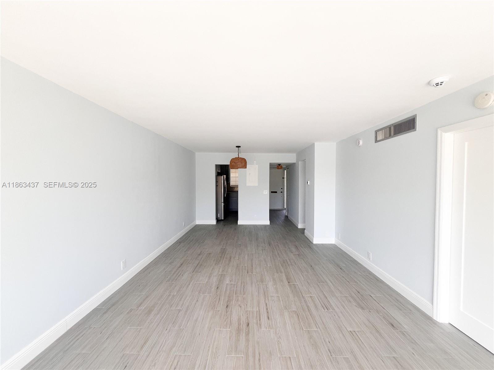769 Jeffery Street 2205 — photo 5