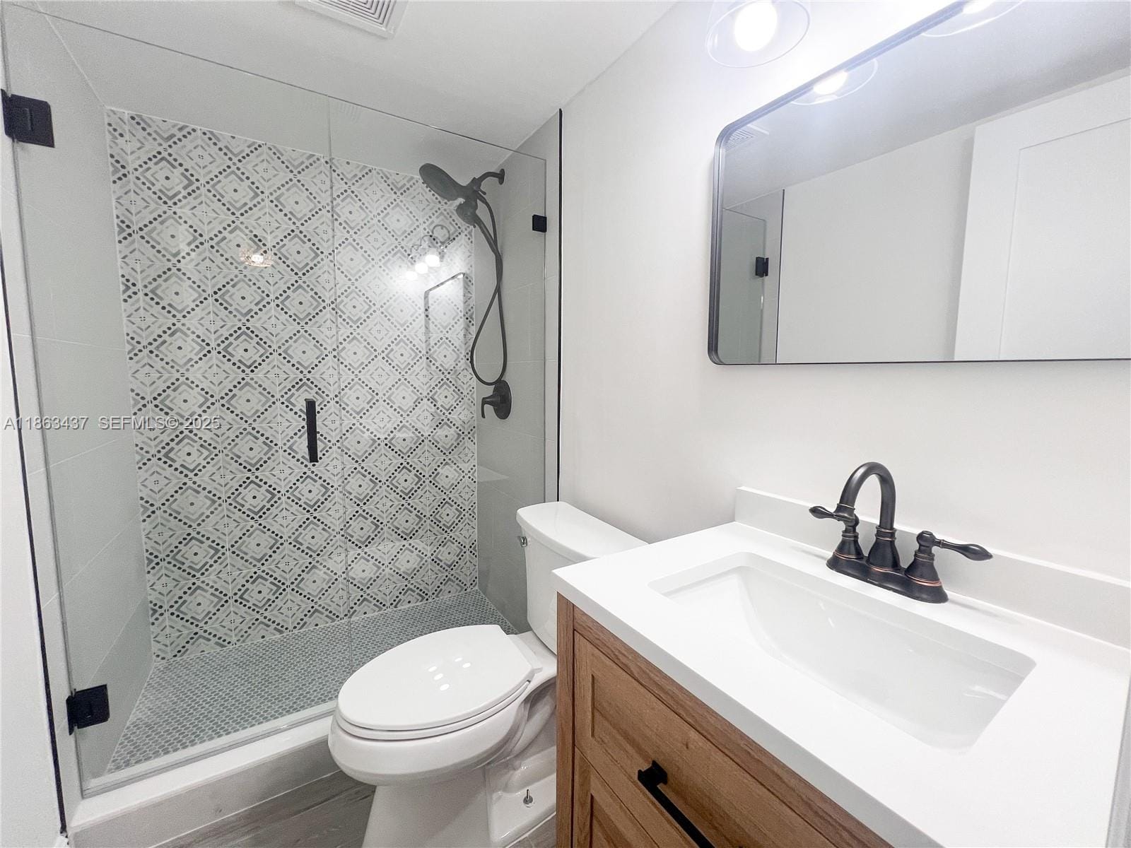 769 Jeffery Street 2205 — photo 7