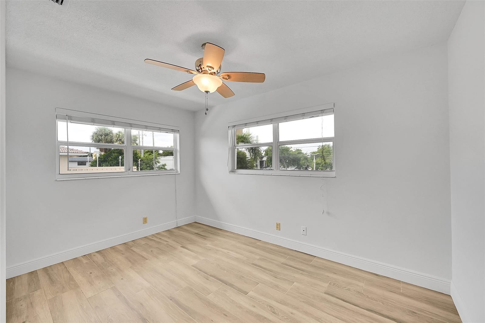 2111 NE 42nd Court 201w, Lighthouse Point, FL 33064 photo 12