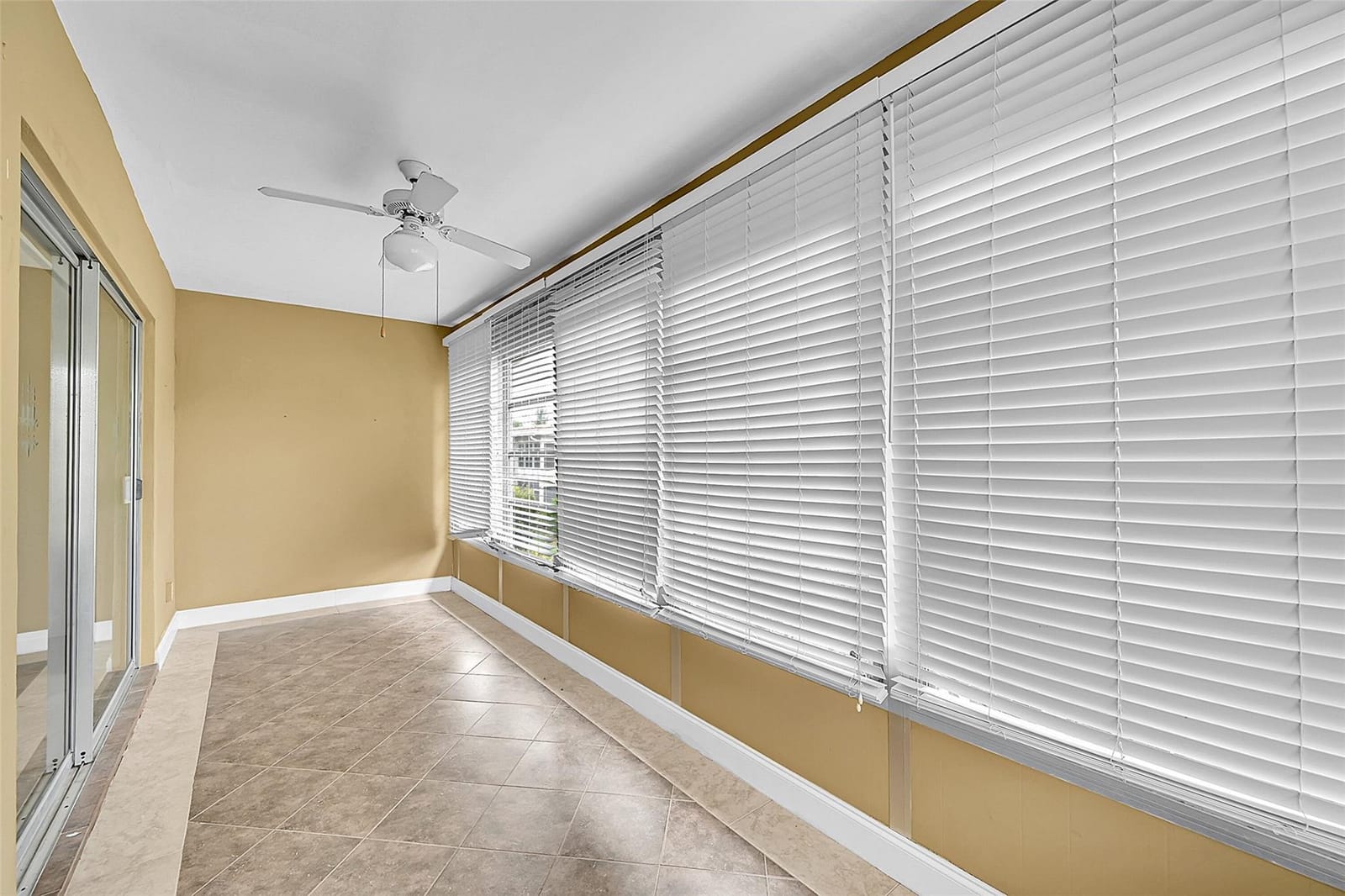 2111 NE 42nd Court 201w, Lighthouse Point, FL 33064 photo 17