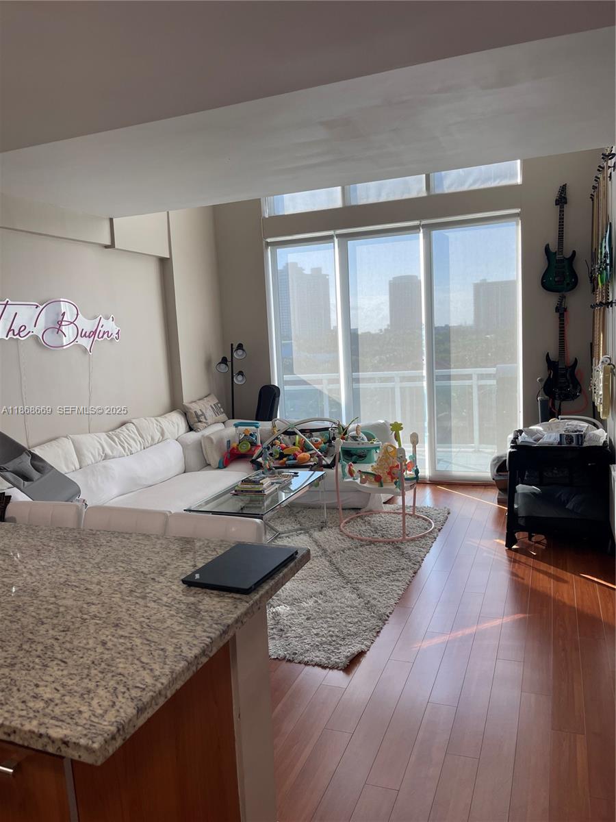 3000 NE 188th Street 706, Aventura, FL 33180, Aventura