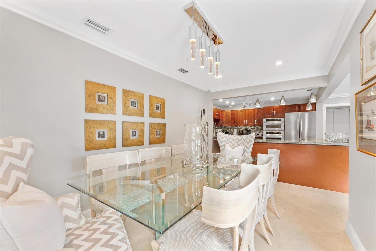 1715 N Ocean Breeze — photo 10