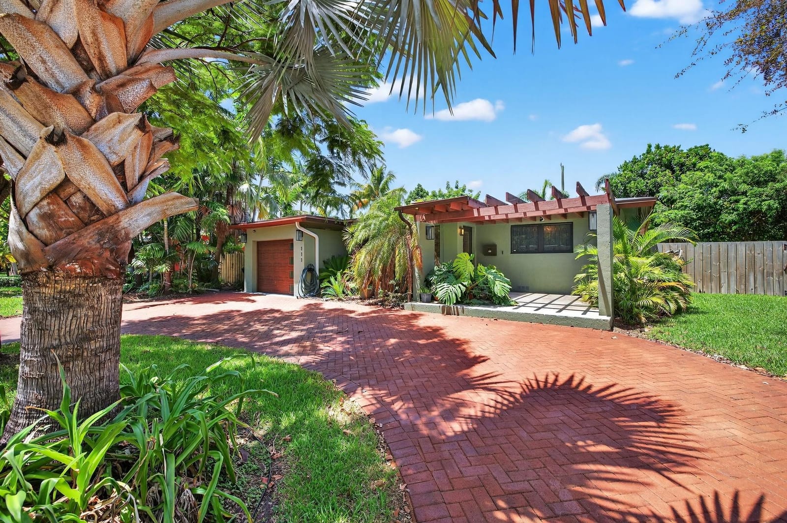 111 NE 16th Court, Fort Lauderdale, FL 33305
