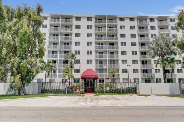 1251 NE 108th Street 411, sold in Harbour Pointe Of Miami C, Miami, FL