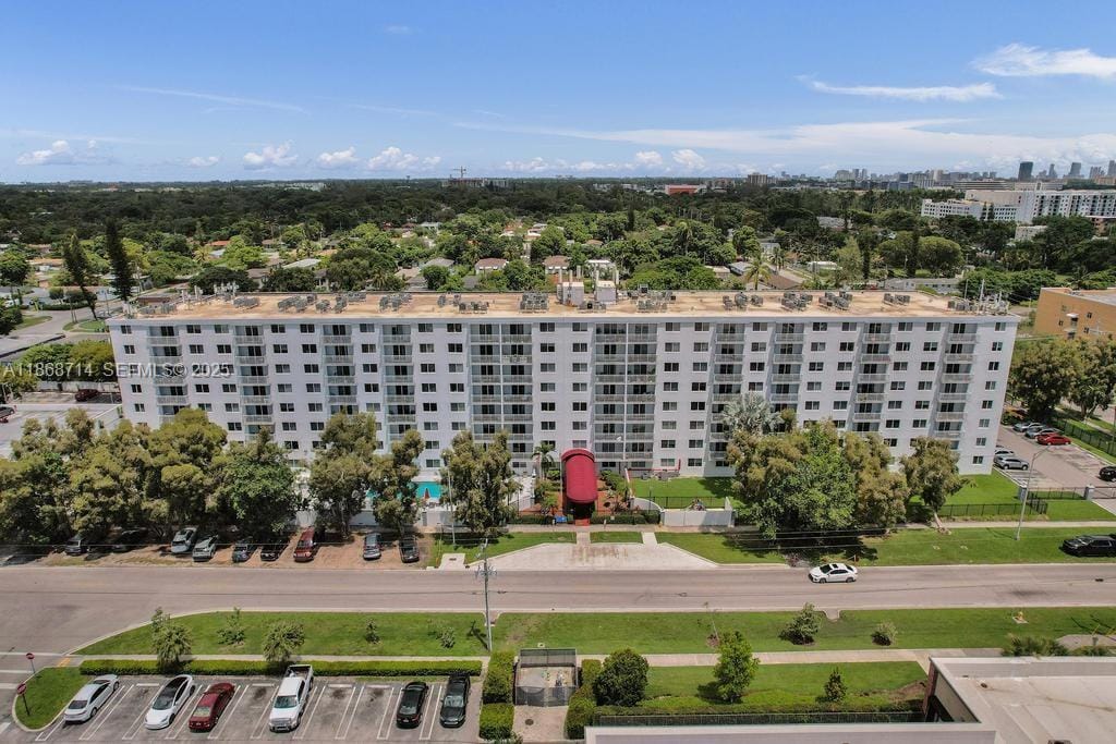 1251 NE 108th Street 411, Miami, FL 33161 photo 2