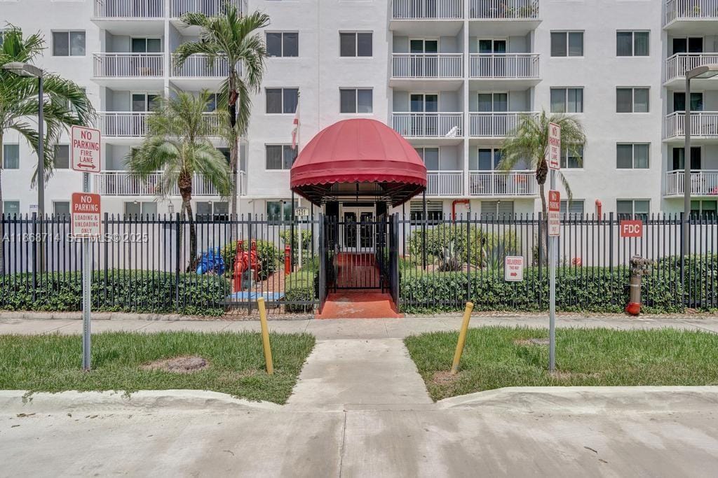 1251 NE 108th Street 411, Miami, FL 33161 photo 21
