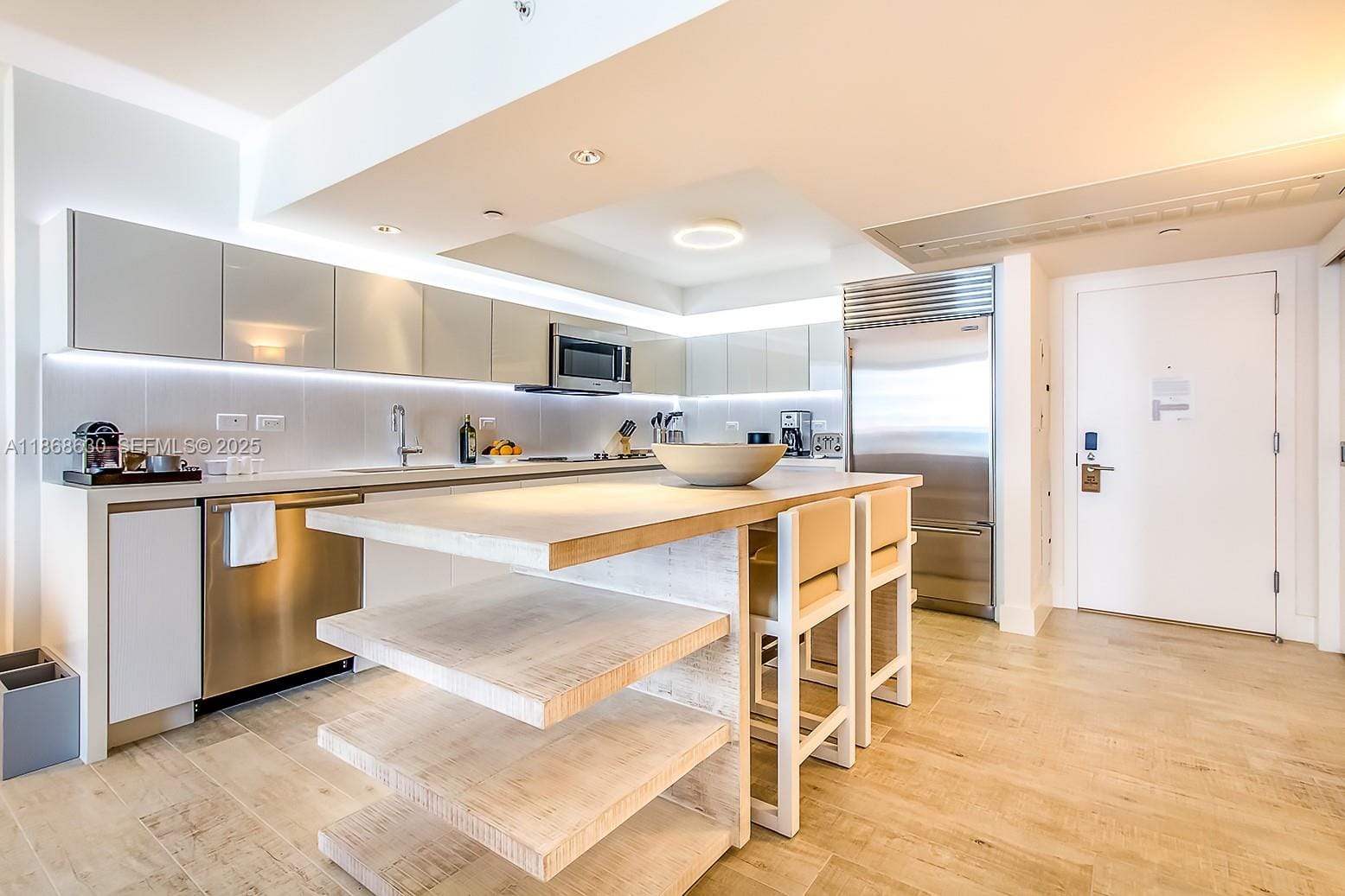 102 24th Street 1016, Miami Beach, FL 33139 photo 9