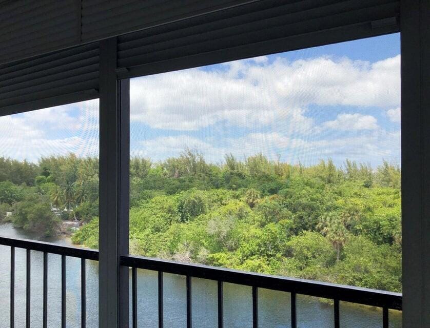 1631 Riverview Road 606, Deerfield Beach, FL 33441 photo 11