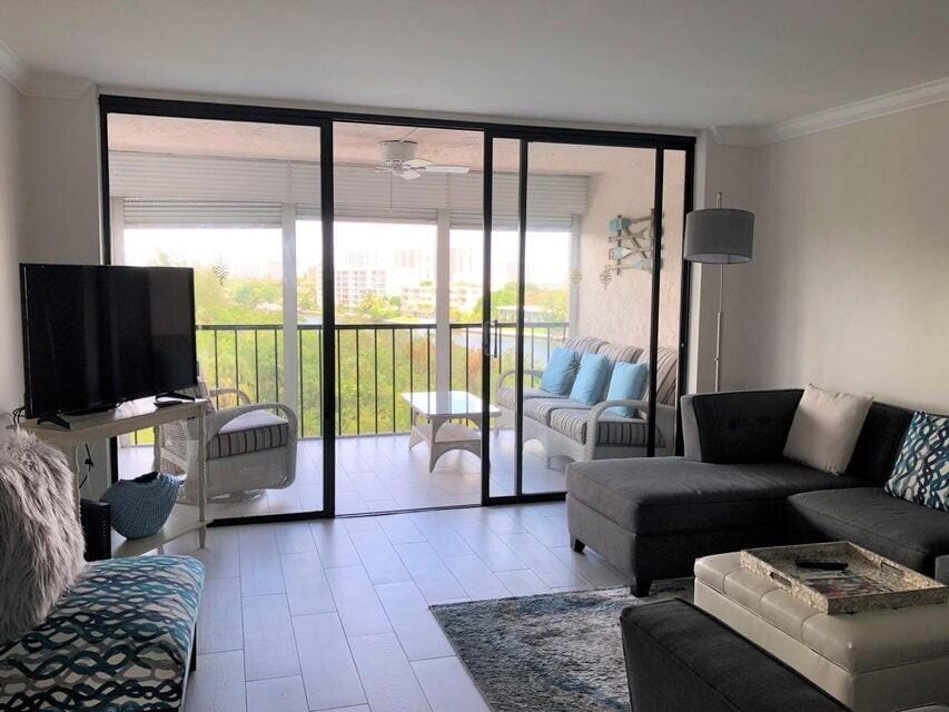 1631 Riverview Road 606, Deerfield Beach, FL 33441 photo 7