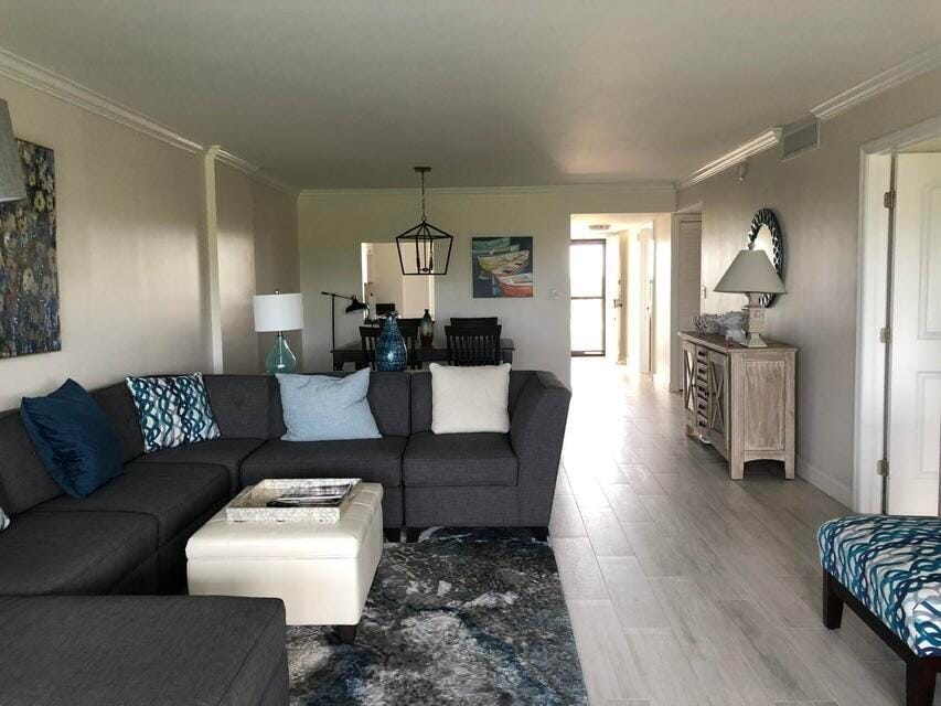 1631 Riverview Road 606, Deerfield Beach, FL 33441 photo 8