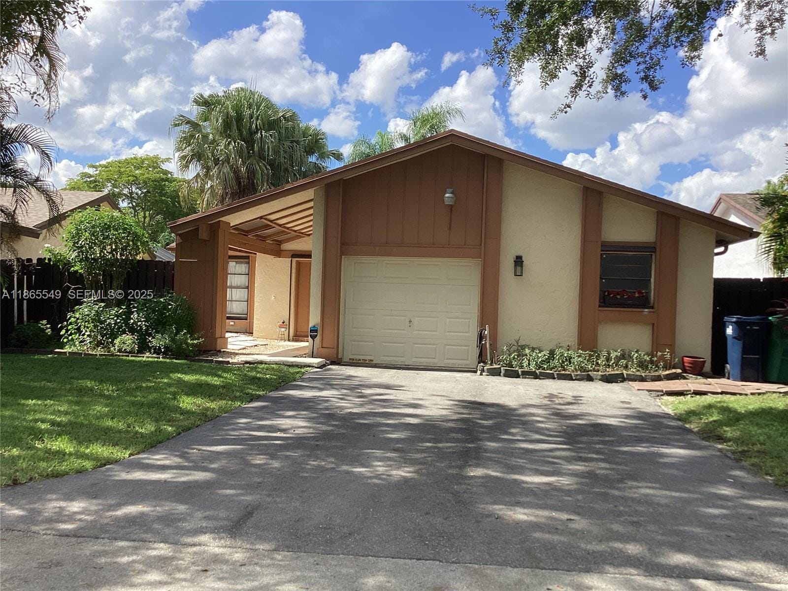 3 bedroom home for sale at 13585 116th, Miami, FL 33186 — $599,887