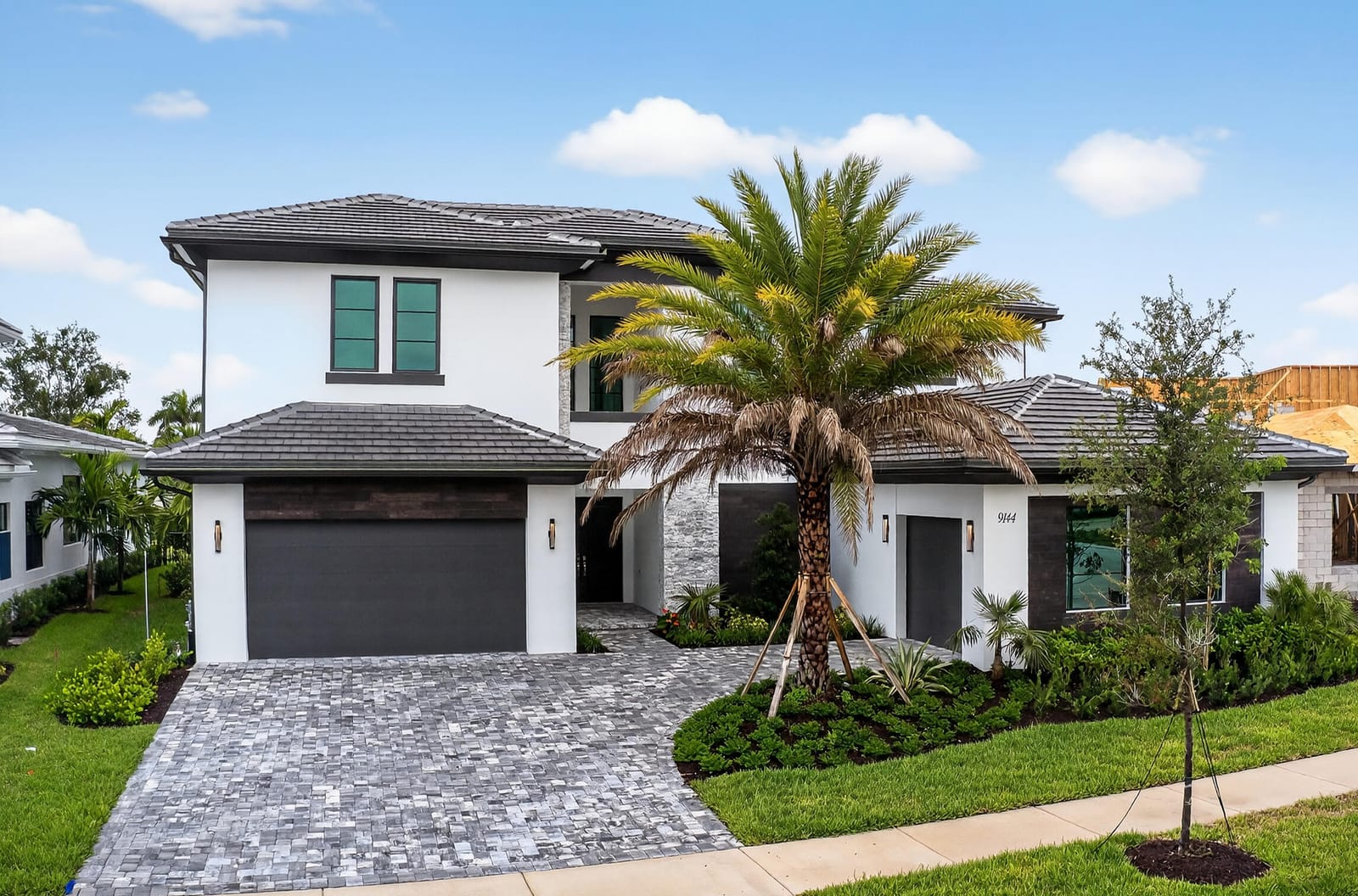 9144 Coral Isles Circle — photo 2