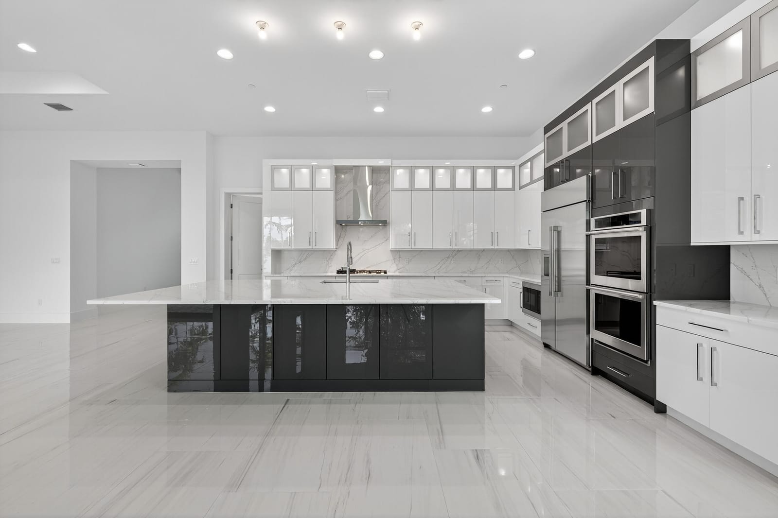 9144 Coral Isles Circle — photo 7