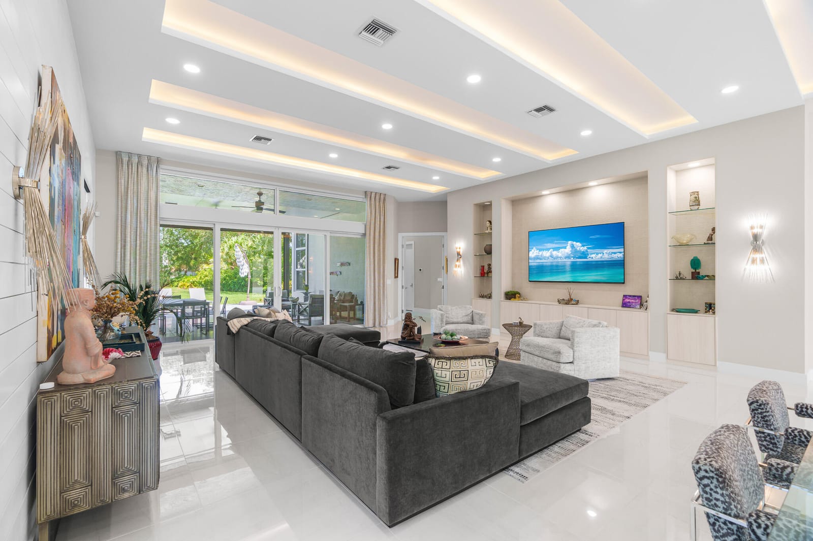 7831 Villa D Este Way — photo 3