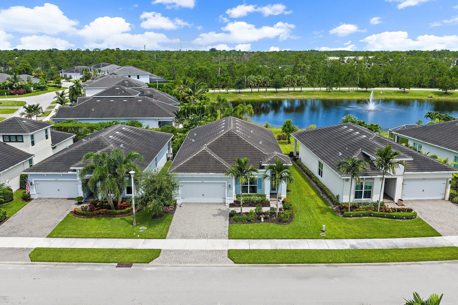 4713 SW Briarwood Court, Stuart, FL 34997 photo 7