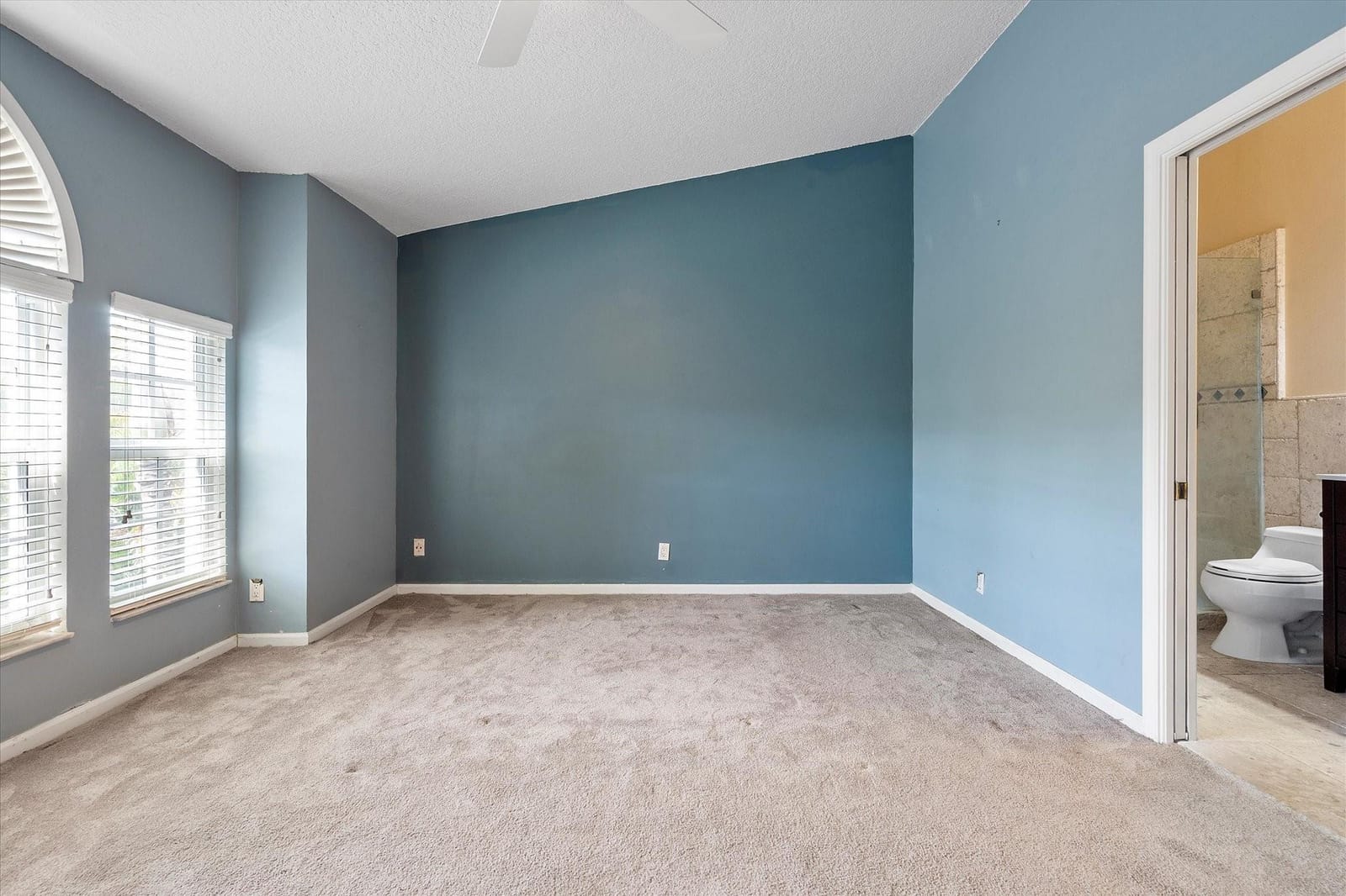 610 SE 14th Court 6, Fort Lauderdale, FL 33316 photo 13