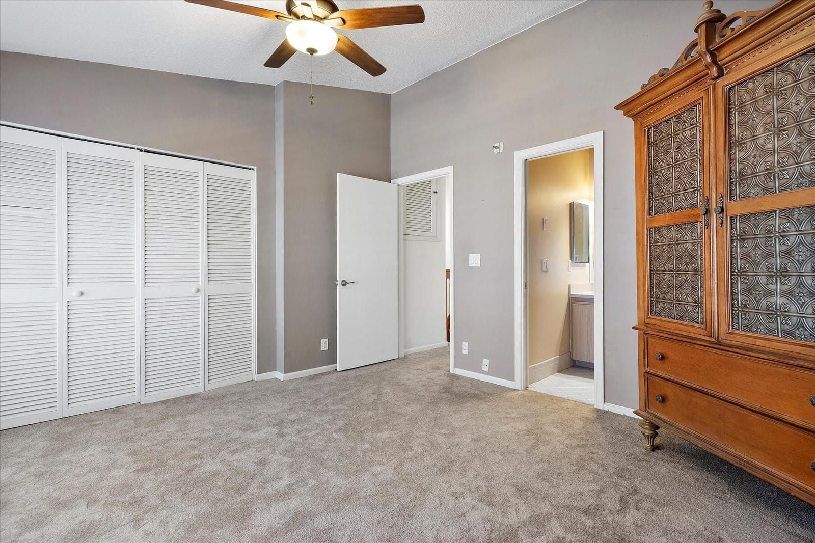 610 SE 14th Court 6, Fort Lauderdale, FL 33316 photo 17