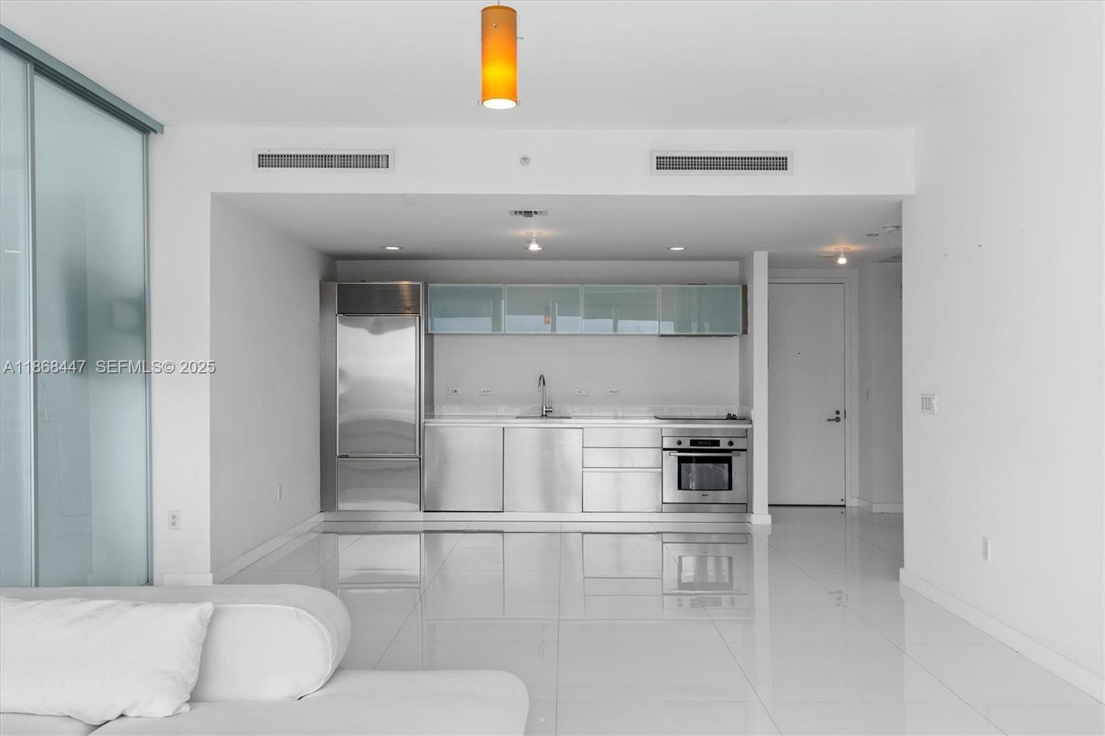 1040 Biscayne Boulevard 3106 — photo 11