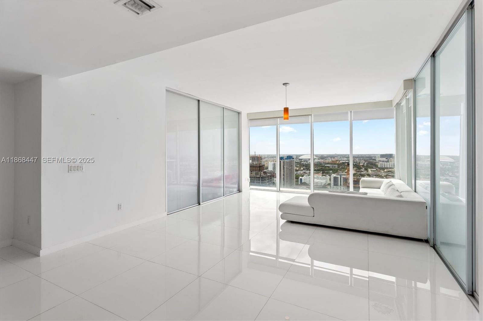 1040 Biscayne Boulevard 3106 — photo 5