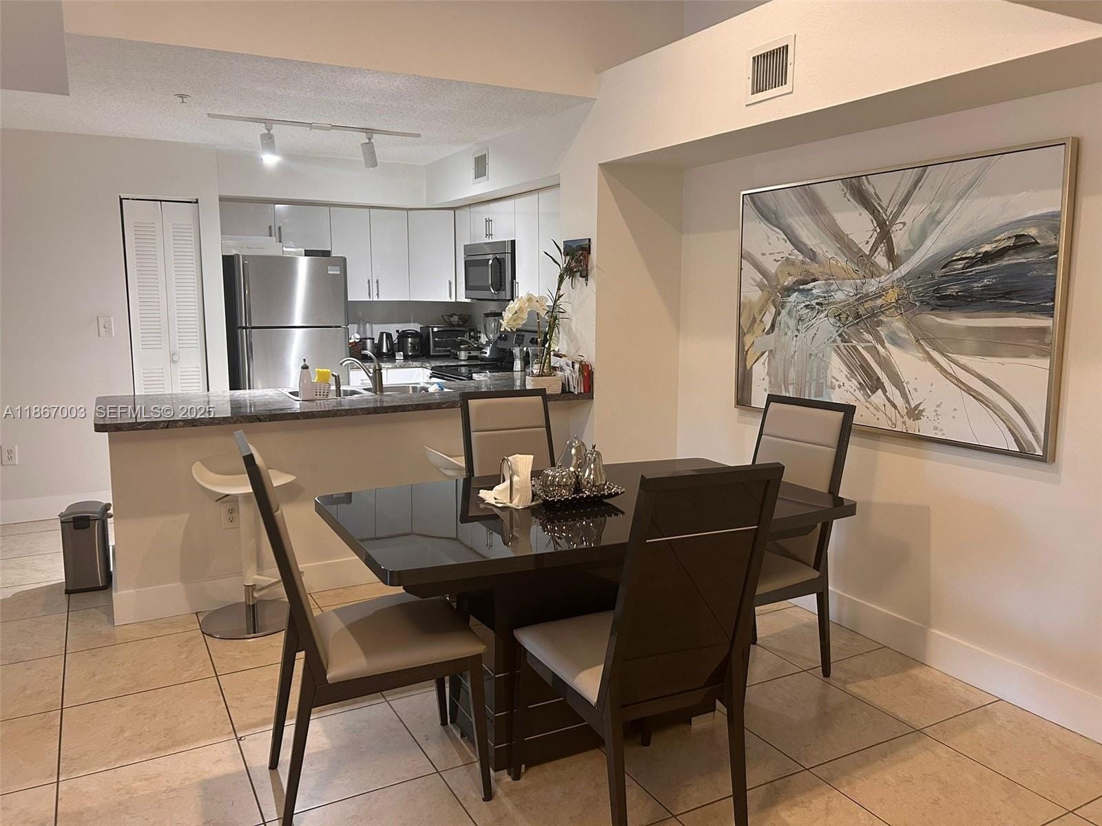4370 NW 107th Avenue 205, Doral, FL 33178 photo 8