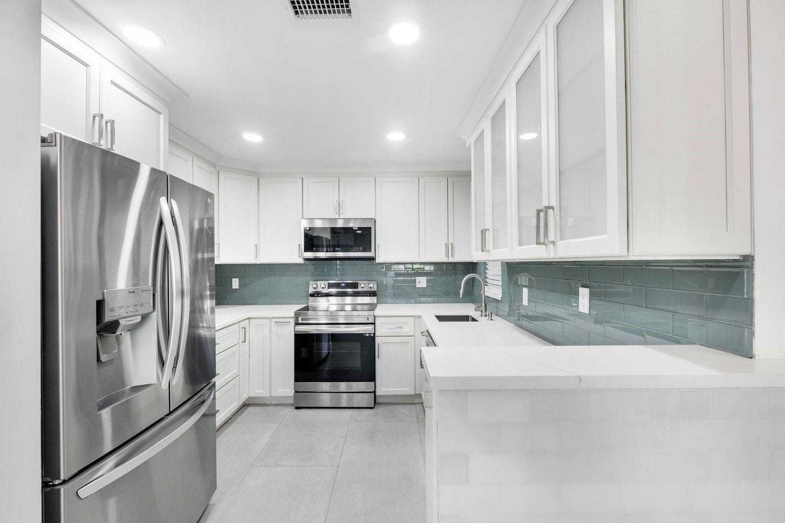 4125 S Carambola Circle 2126, Coconut Creek, FL 33066 photo 16