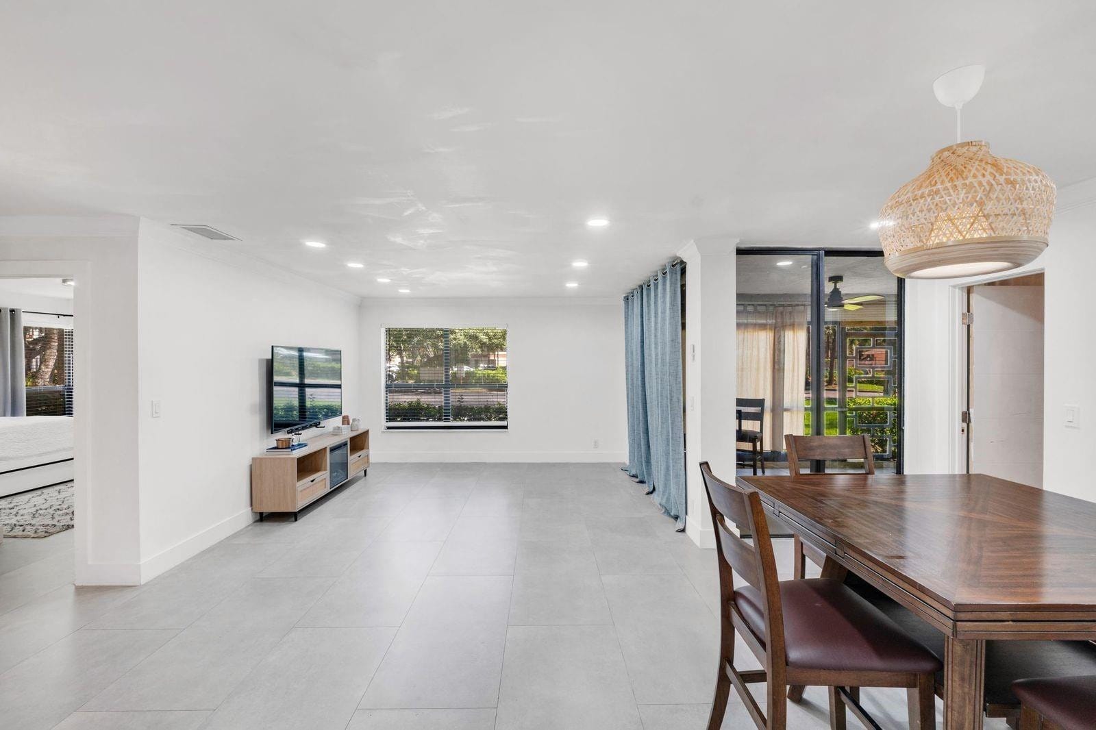 4125 S Carambola Circle 2126 — photo 7