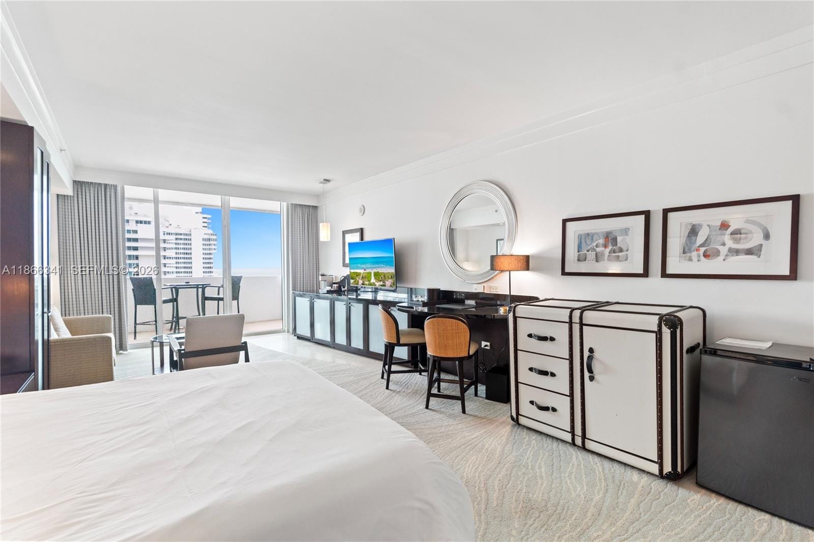 4391 Collins Avenue 803 — photo 8